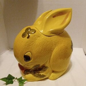 Vintage LA Pottery Lucky Bunny Cookie Jar  1950